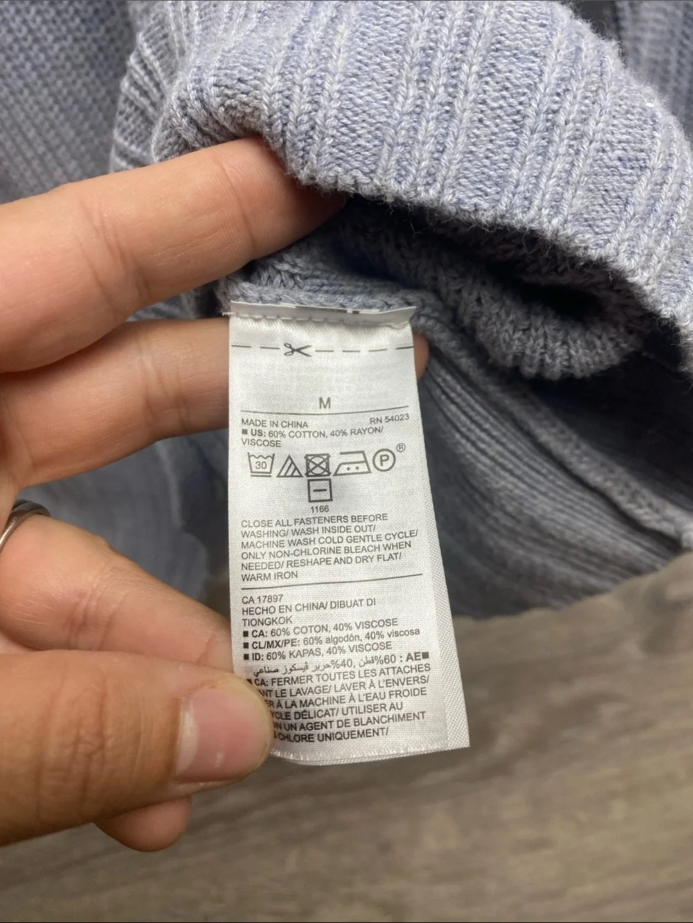 Old Navy Soft Light gray Button-Up Women's Cardigan - Picture 4 of 6